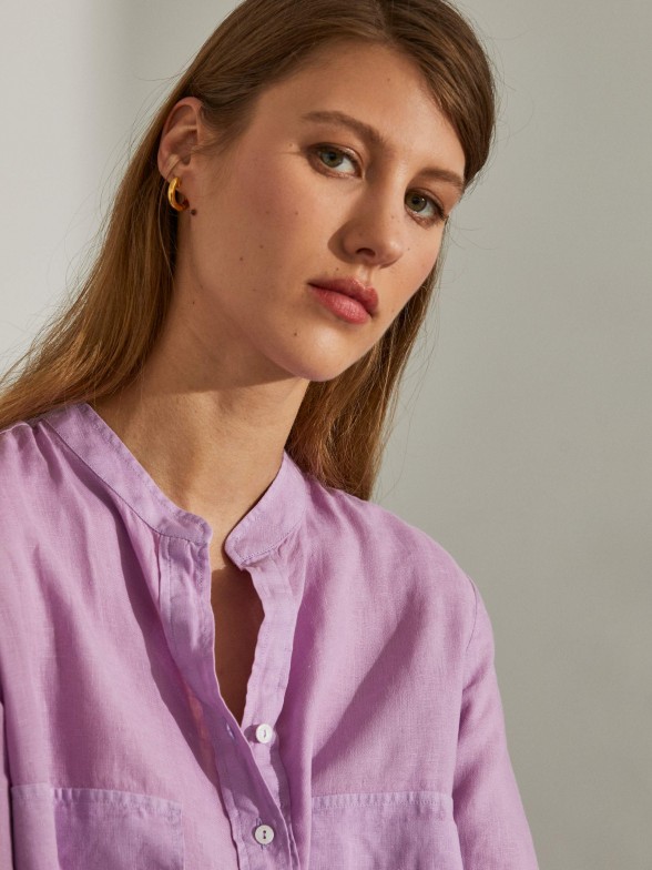 Camisa para mulher comprida em linho com colarinho mandarim