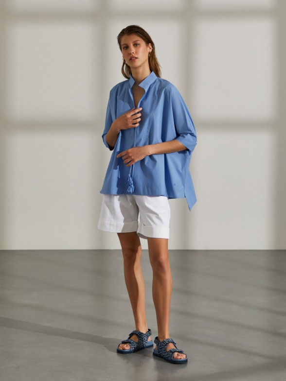 Woman's cotton tunic with short sleeves and pompom