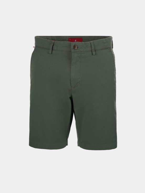 Twill shorts with pockets