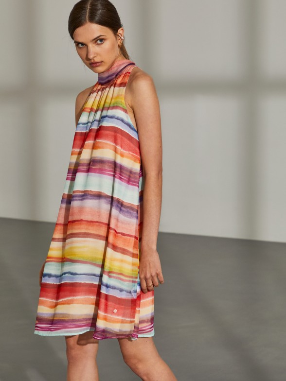 Sleeveless dress with turtleneck and colourful pattern