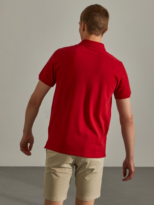 Polo para homem regular fit de algodo com bordado