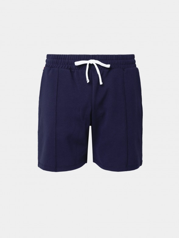 Man's knitted shorts with drawstring