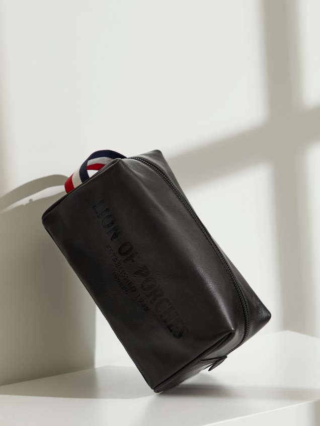 Man's black leather case with zip - Image product