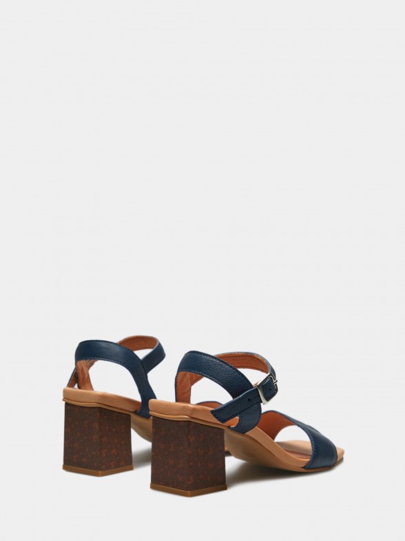 Woman's sandals with leather bicolour heel