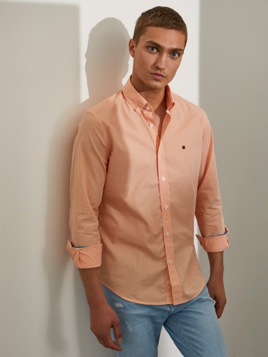 Man's slim fit cotton shirt with checkered pattern