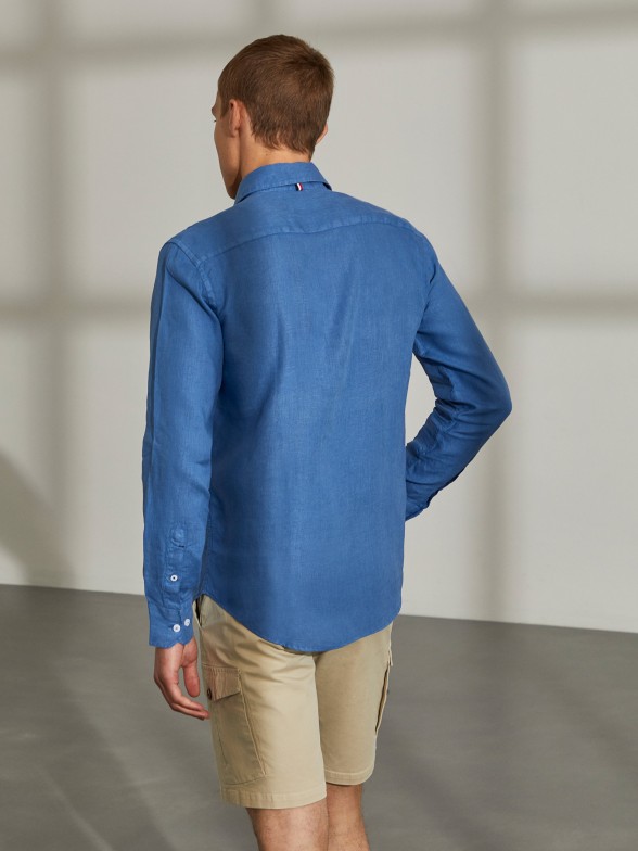 Camisa para homem slim fit de linho com colarinho "cutaway"