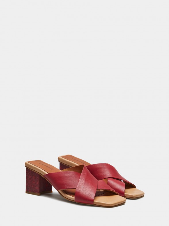Woman's red leather sandals with heel