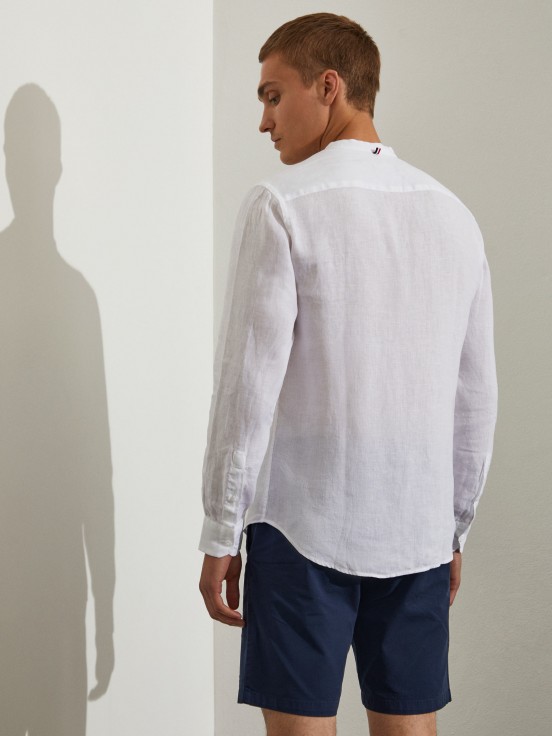 Camisa para homem slim fit de linho com colarinho mandarim