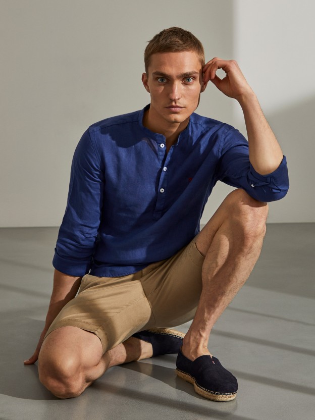 Camisa para homem slim fit de linho com colarinho mandarim