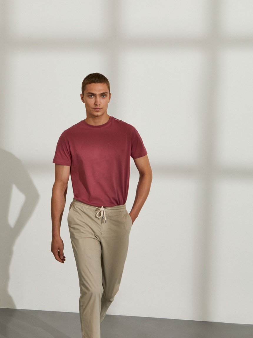 Cal�as para homem regular fit de algod�o com cord�o