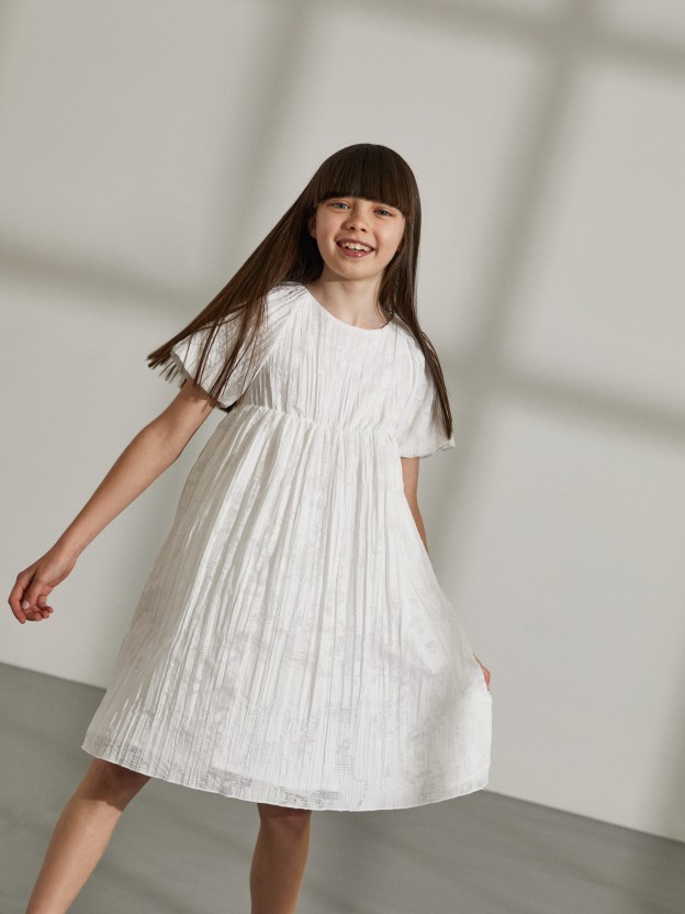 Textured white dress