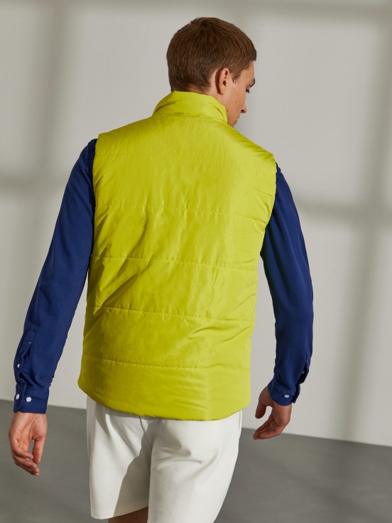 Reversible vest in technical fabric