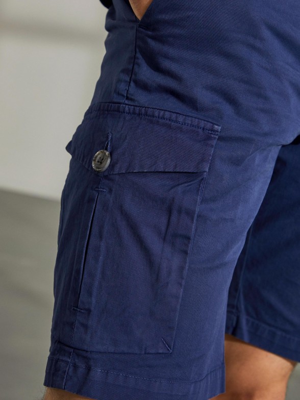 Bermudas para homem regular fit de algodo stretch com bolsos laterais