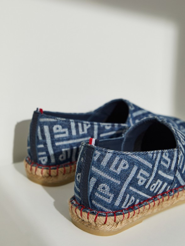 Woman's espadrilles in monogrammed denim with rubber sole