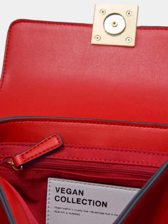 Vegan shoulder bag with decorative magnet