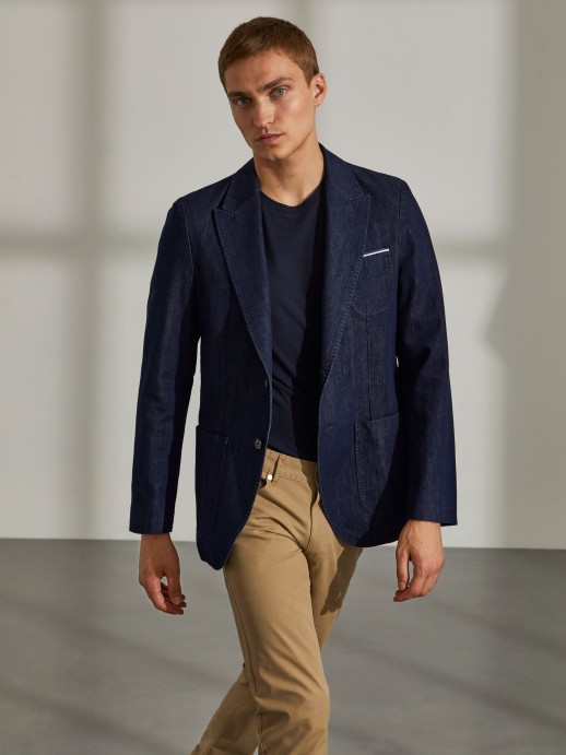 Man's slim fit denim jacket with pockets