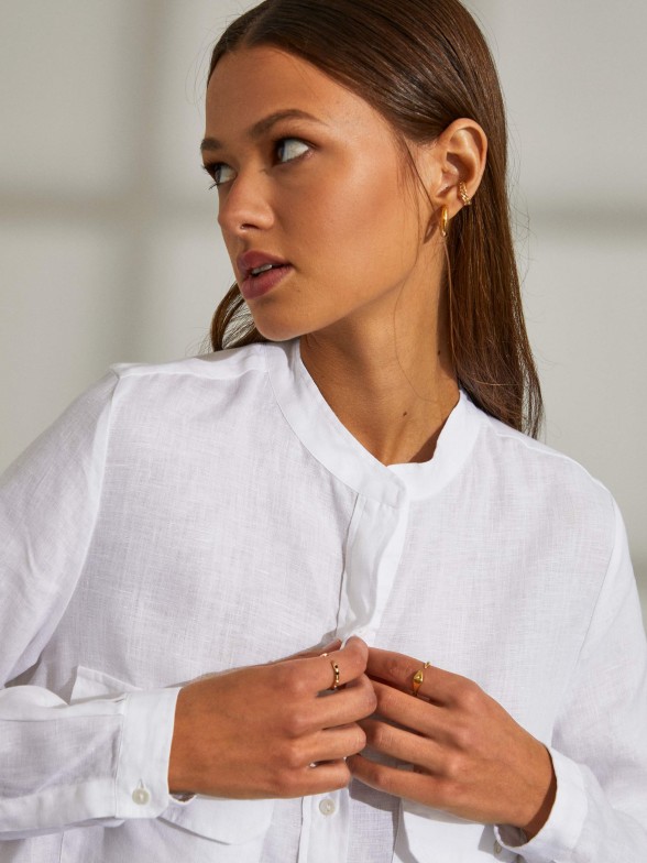 Camisa para mulher comprida em linho com colarinho mandarim