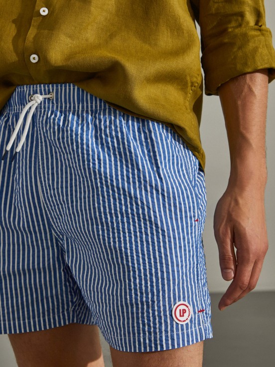 Swim shorts with stripes and drawstring