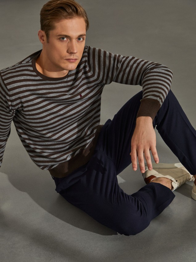 Knitted sweater - Image product