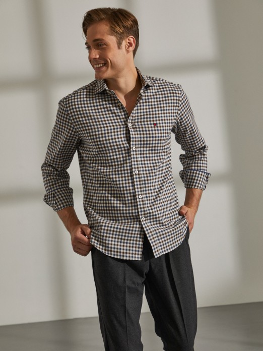 Camisa slim fit