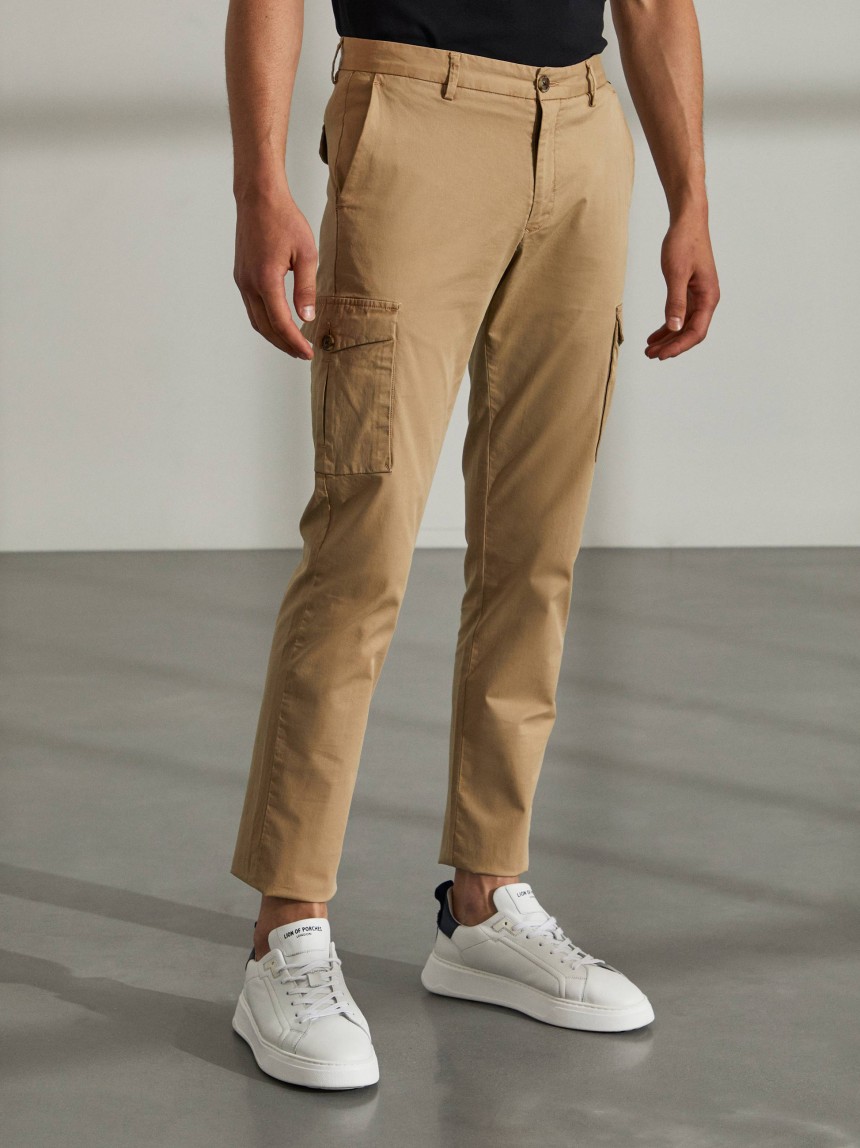 Cal�as para homem regular fit chino de algod�o stretch