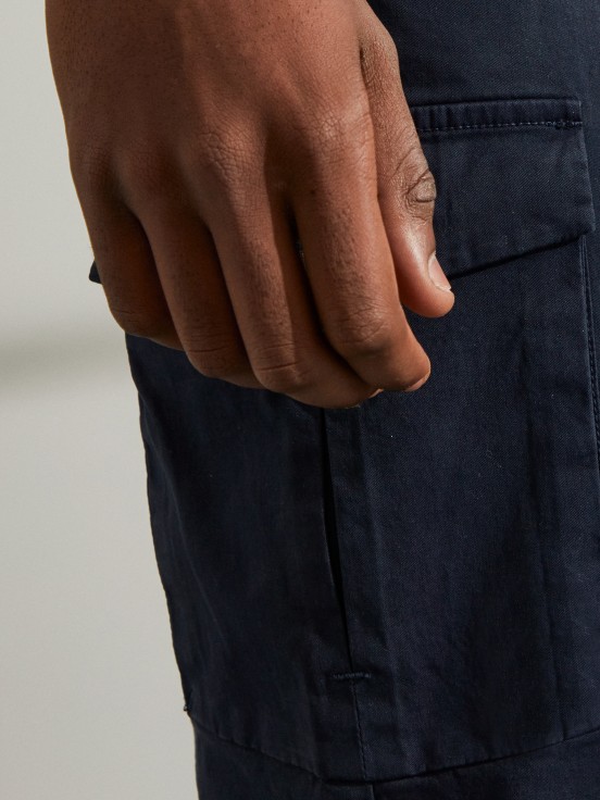 Pantalones chinos regular fit para hombre en algodón elástico