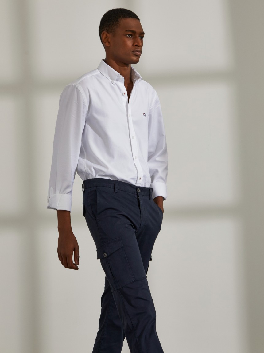 Cal�as para homem regular fit chino de algod�o stretch