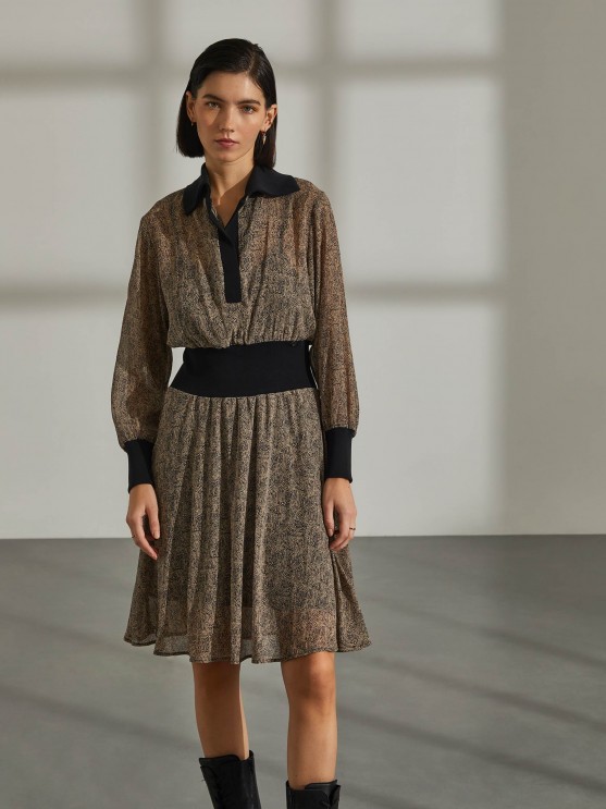 Vestido estampado abstrato