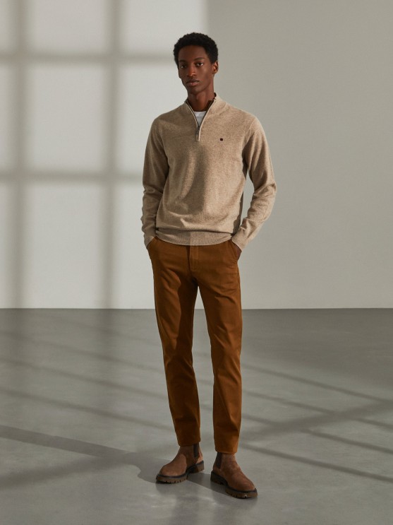 Calas para homem chino slim fit em algodo stretch
