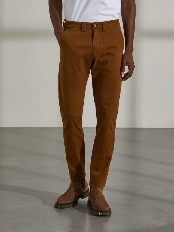 Calas para homem chino slim fit em algodo stretch