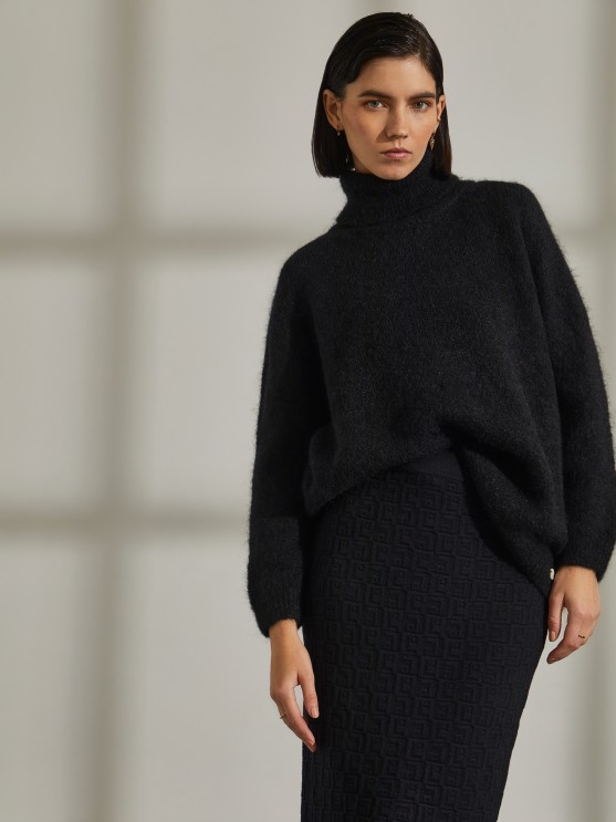 Camisola de gola alta em mohair
