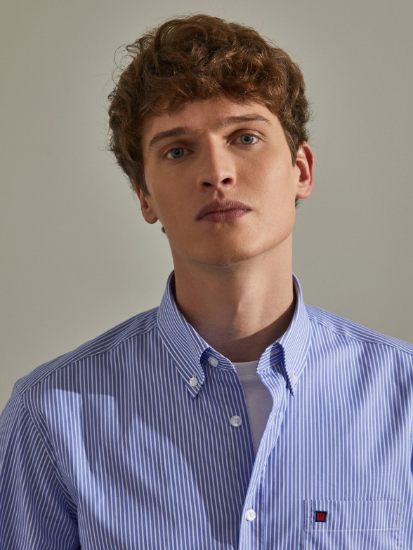 Camisa para homem regular fit de algodo com padro de riscas