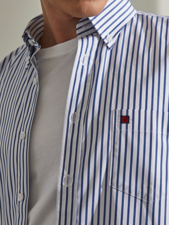Camisa para homem regular fit de algodo com padro de riscas