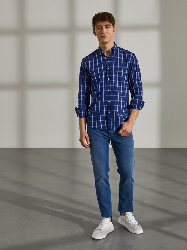 Calas para homem denim regular fit com cinco bolsos