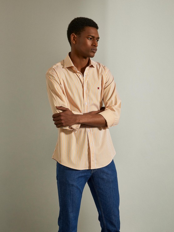 Slim fit shirt