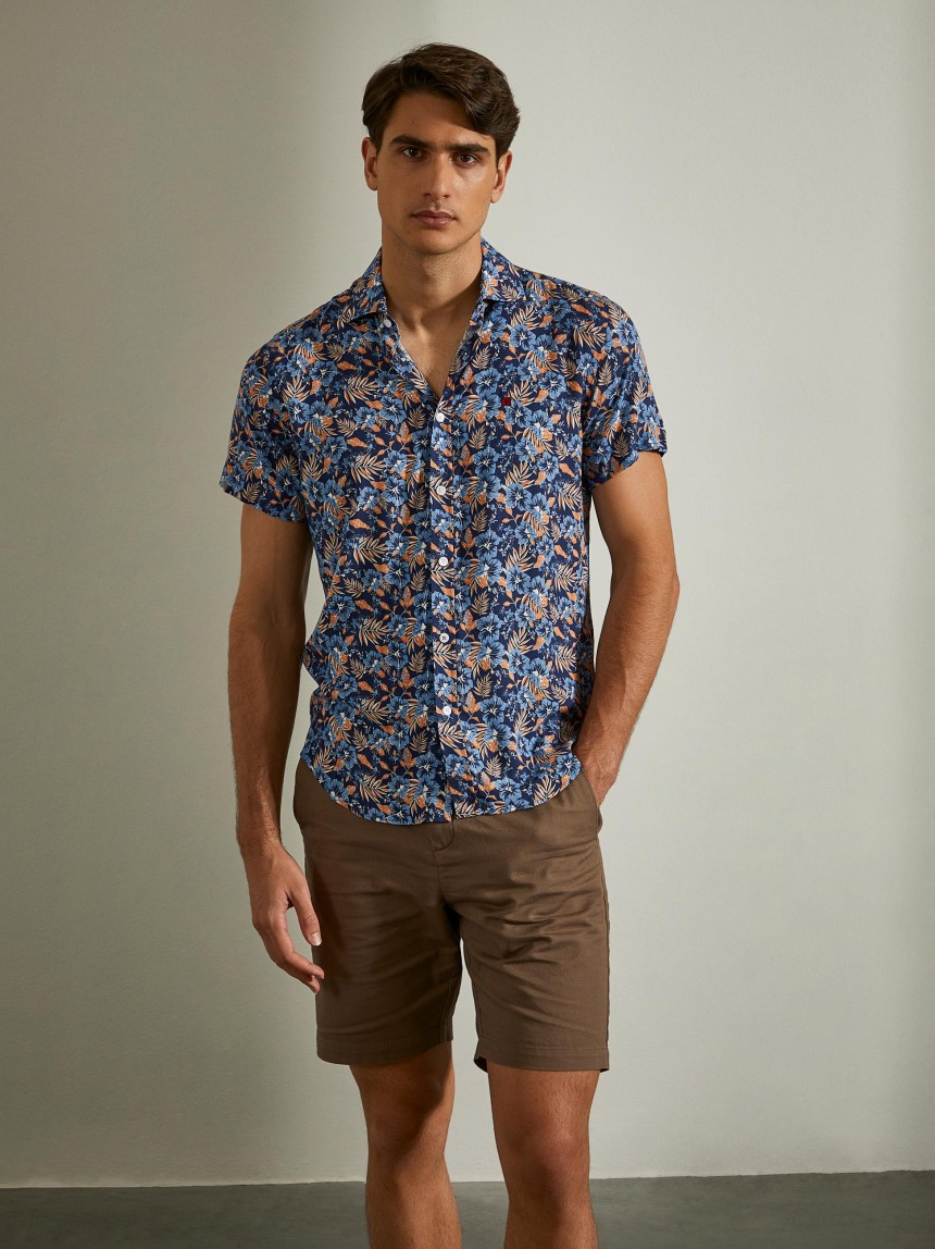 Slim fit short sleeve shirt