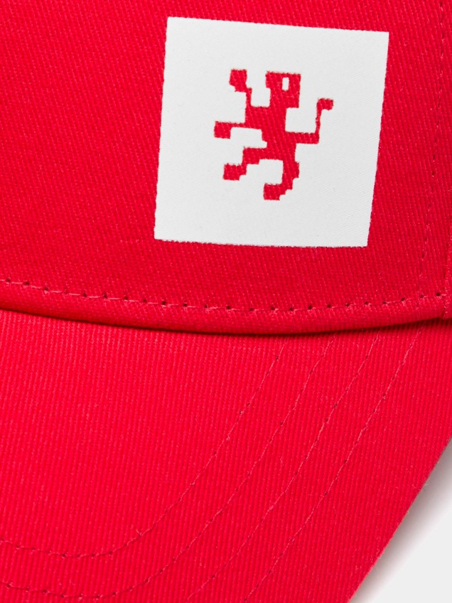 Curved peak cap