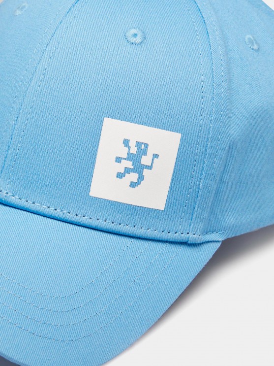 Curved peak cap