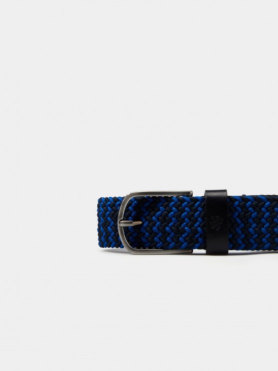 Elastic belt