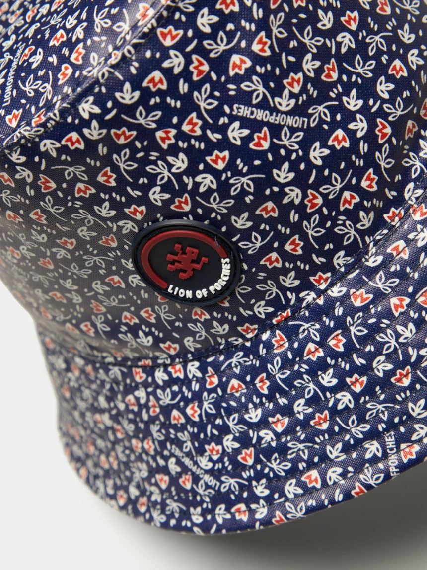 Bucket hat