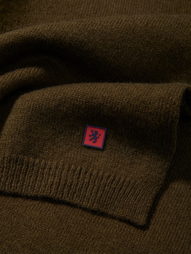 Wool scarf