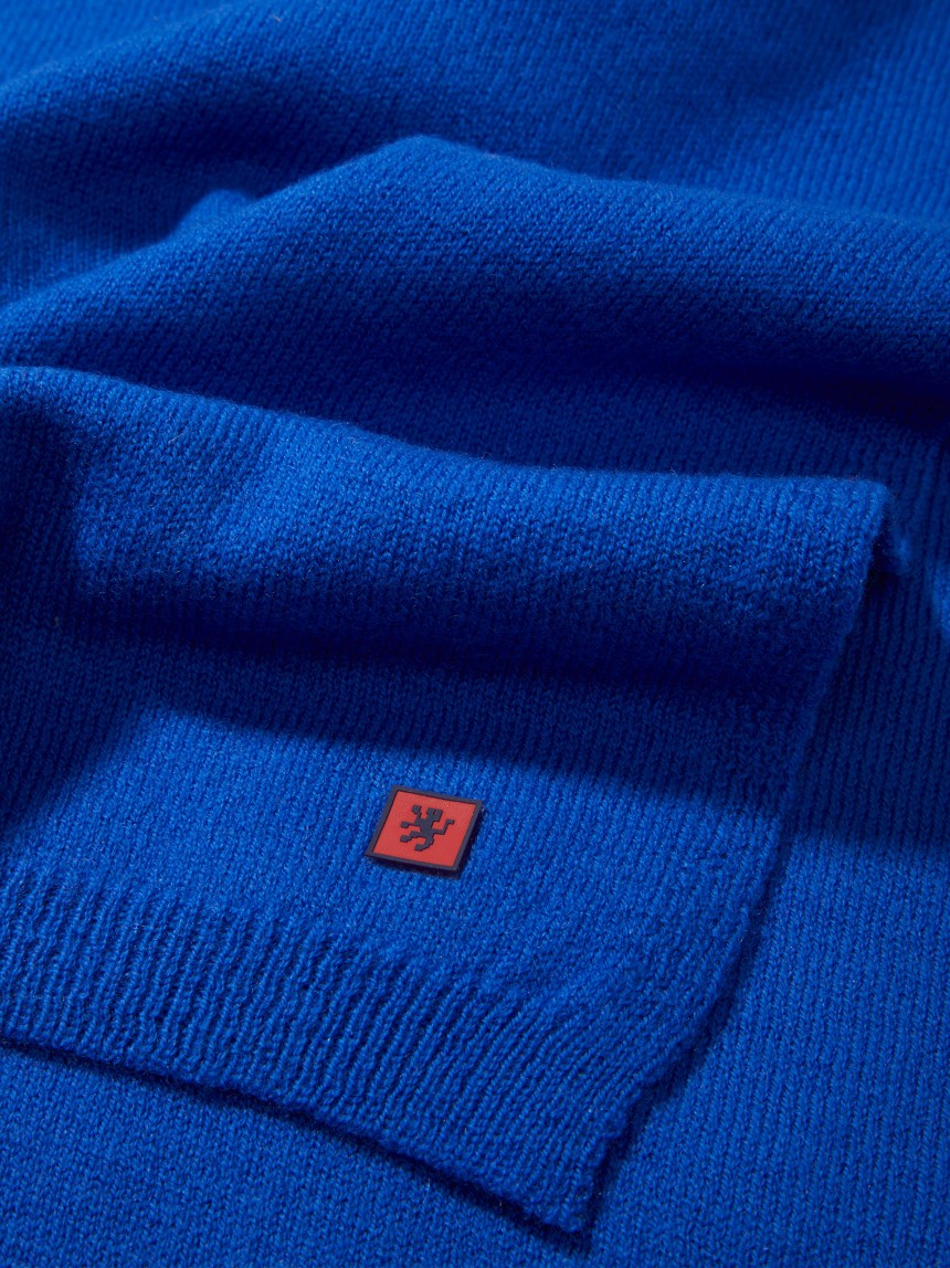 Wool scarf