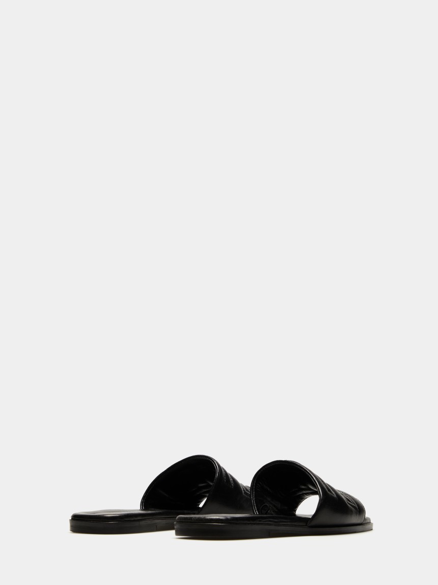 Padded sandal