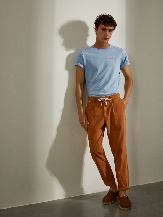 Pantaln chino regular fit