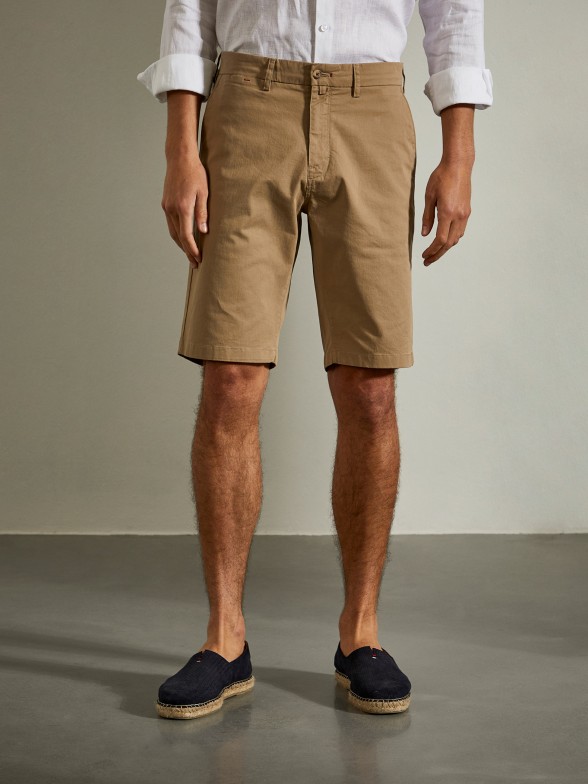 Man's bermuda shorts chino slim fit
