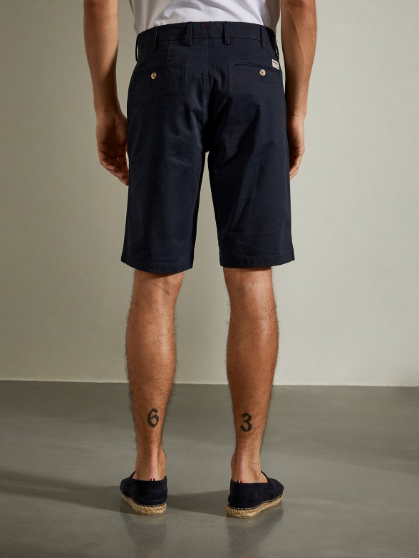 Man's bermuda shorts chino slim fit
