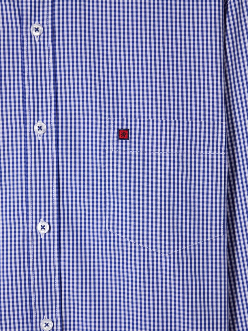 Camisa regular fit aos quadrados