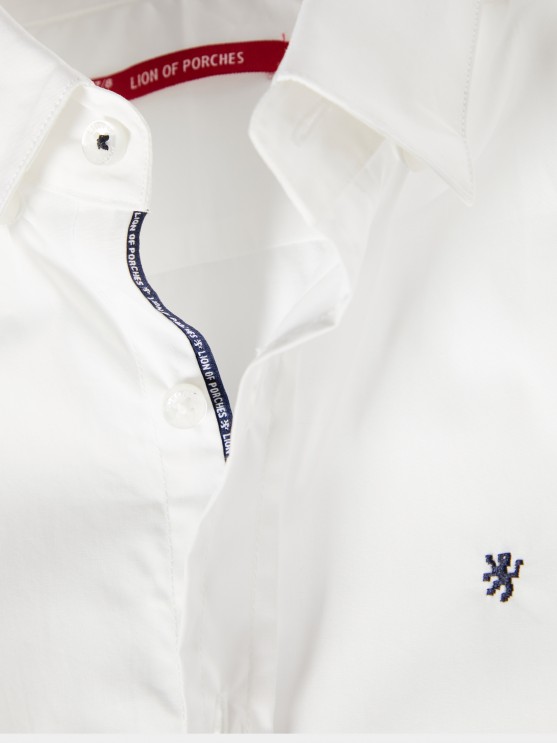 Slim fit shirt