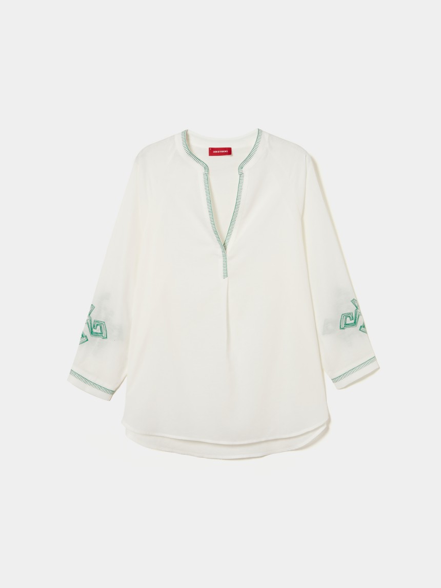 Blusa com bordado