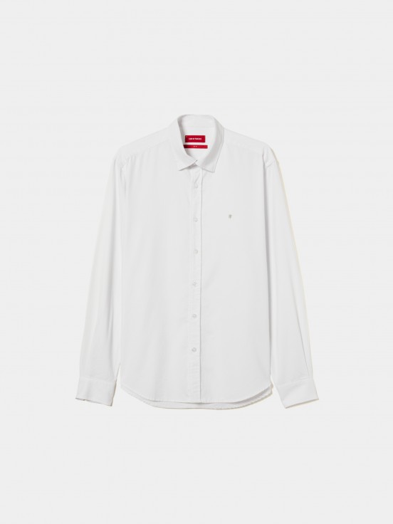 Slim fit shirt